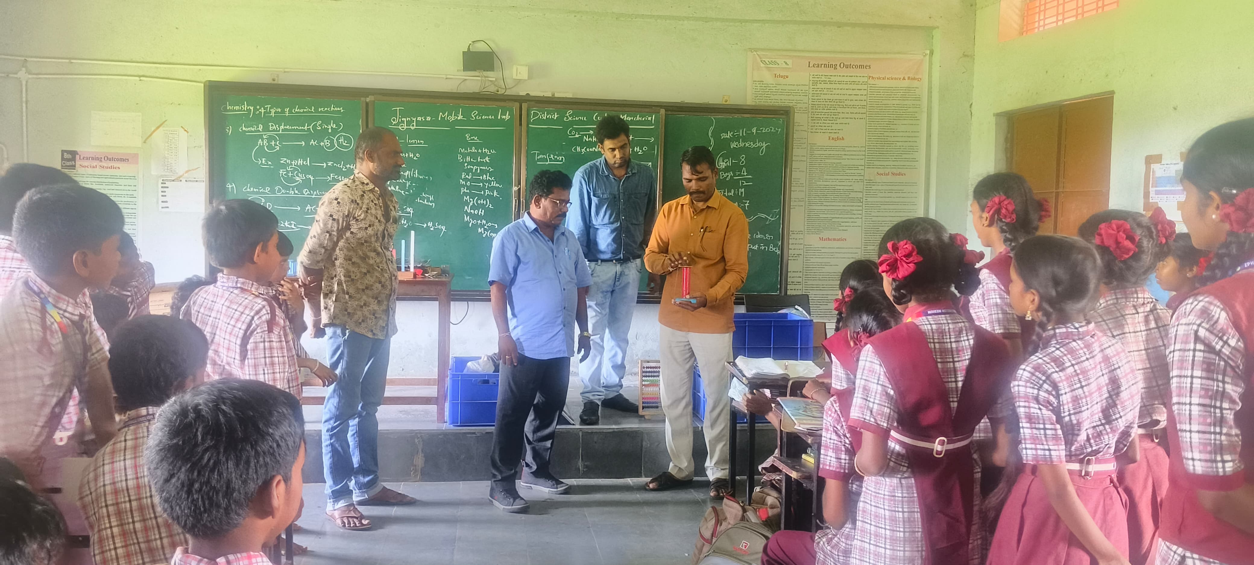 వినూత్న ఆలోచనలకు జిజ్ఞాస ప్రయోగాలే కీలకం